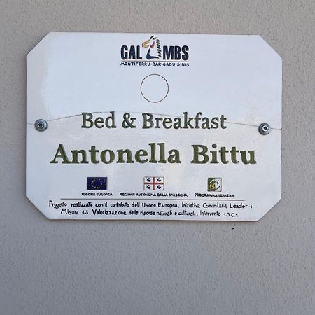 B&B Da Antonella Samugheo Exterior photo