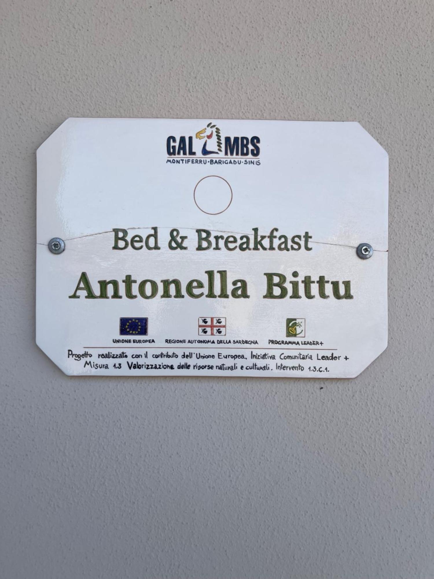 B&B Da Antonella Samugheo Exterior photo